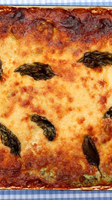 Lasagne met rozemarijn-ragùsaus van Giorgia’s Kitchen
