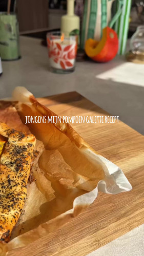 Pompoengalette met ricotta en uienchutney van Veggilaine