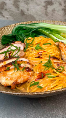 Peanut butter noedels van The Twisted Chef